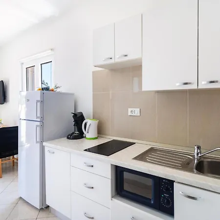 Cozy In With House Sea View Appartement *