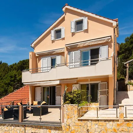 Appartement Cozy In With House Sea View